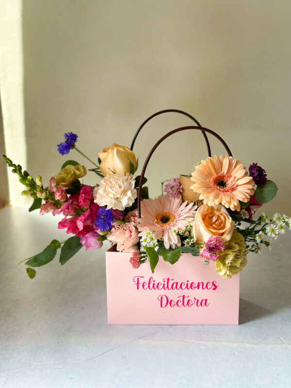 TAZON PERSONALIZADO CON FLORES